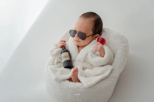 瑞安宝宝嘴唇上翘